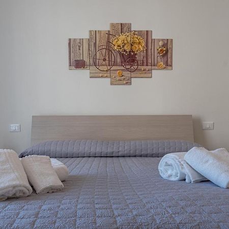 Casa Vacanza Mariateresa Валеджо-суль-Минчо Экстерьер фото